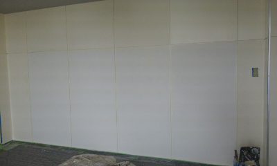 ジム　壁内部塗装4